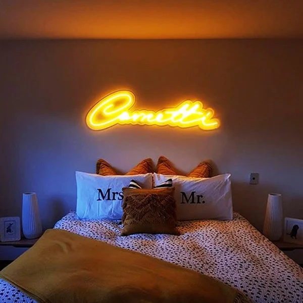 Đèn Neon uốn chữ trang trí đầu giường 